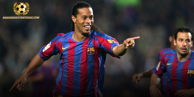 Ronaldinho sở hữu phong cách chơi tự do, sáng tạo