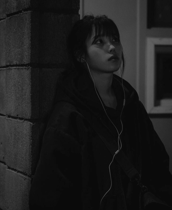 Sad DP for Instagram 45