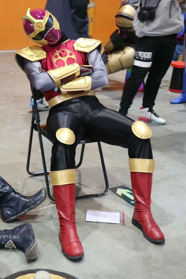 Siêu Nhân Cuồng Phong 27