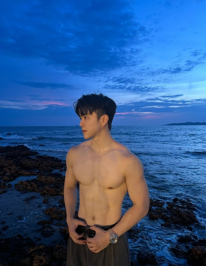 trai đẹp 6 múi 17