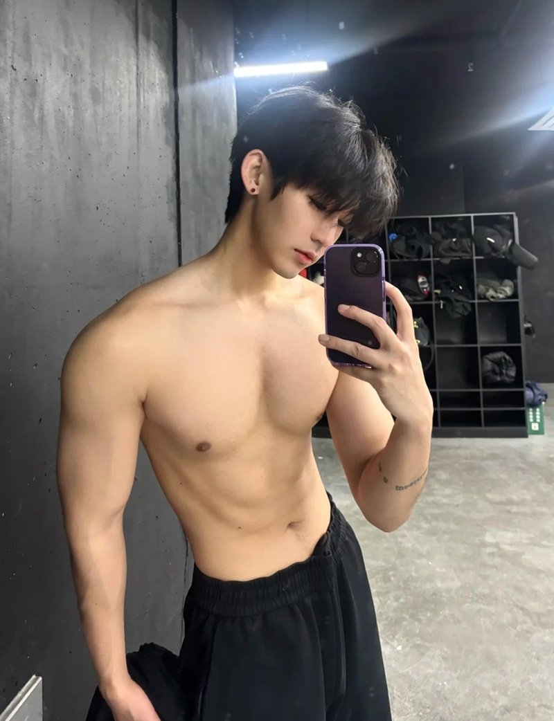 trai đẹp 6 múi 4