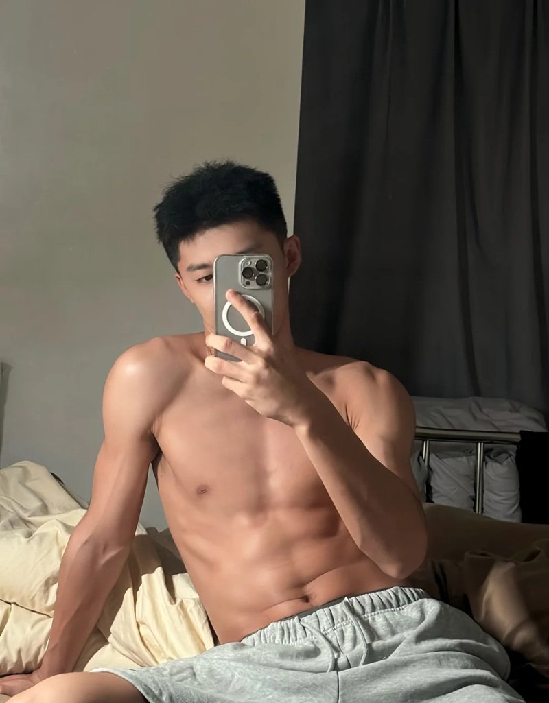 ảnh trai đẹp sáu múi 29