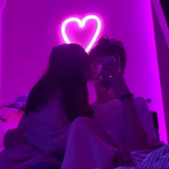 WhatsApp DP for Love 44