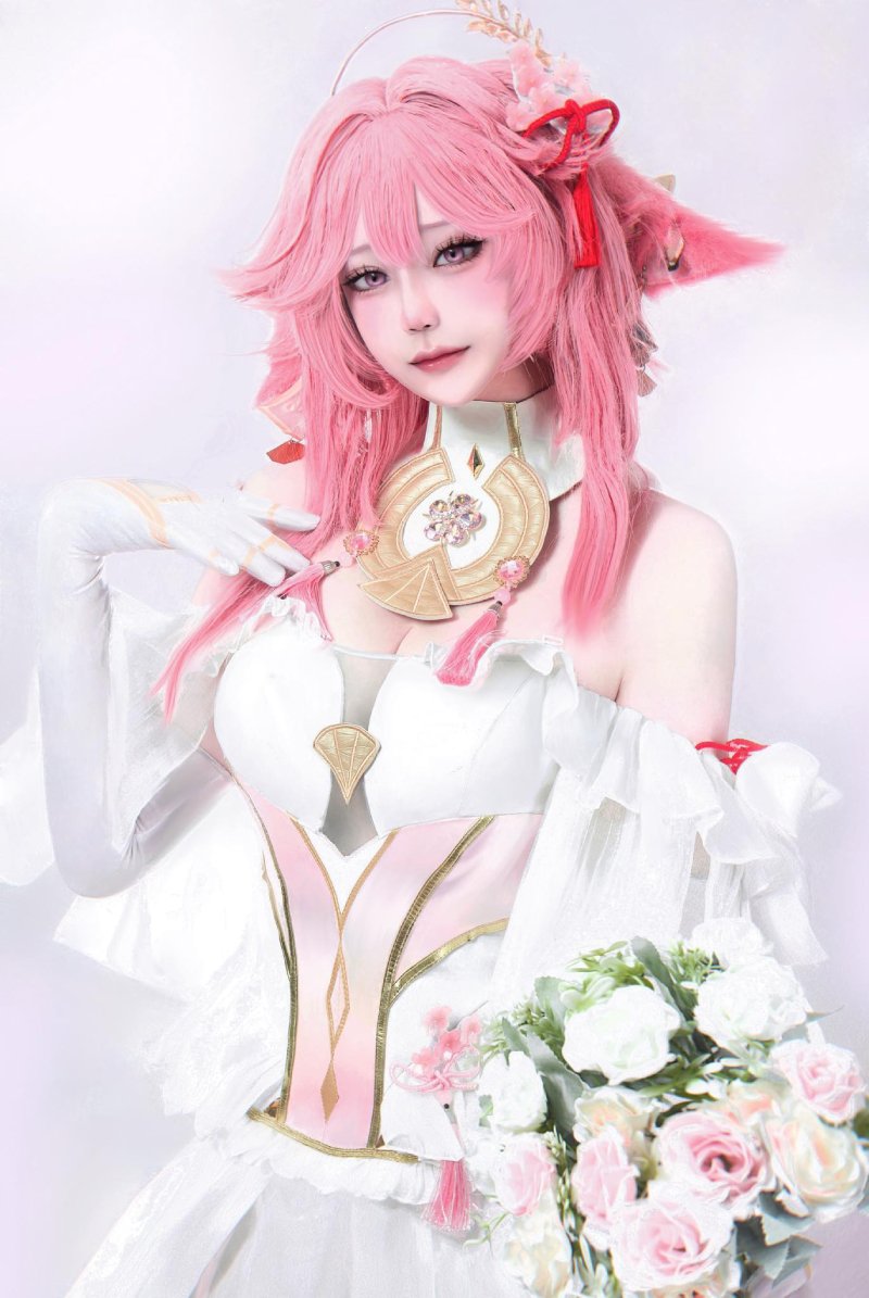 yae miko cosplay 6